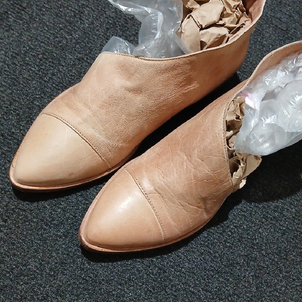 Women's Tan Leather Ankle Booties - Sleek Pointed Toe